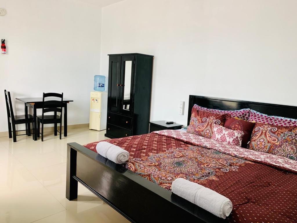 Coastal Bay Suite & Golf Cart Rental 산페드로 외부 사진