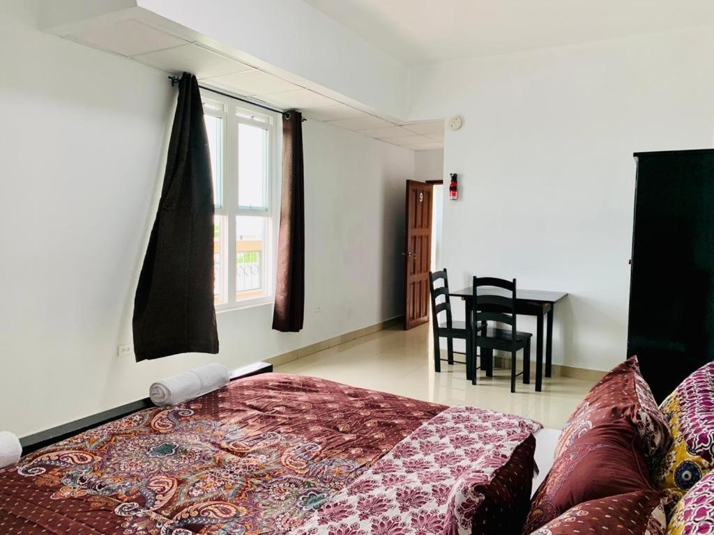 Coastal Bay Suite & Golf Cart Rental 산페드로 외부 사진