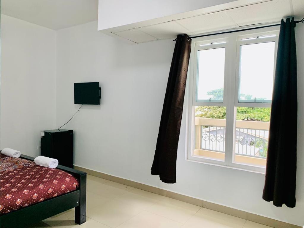 Coastal Bay Suite & Golf Cart Rental 산페드로 외부 사진