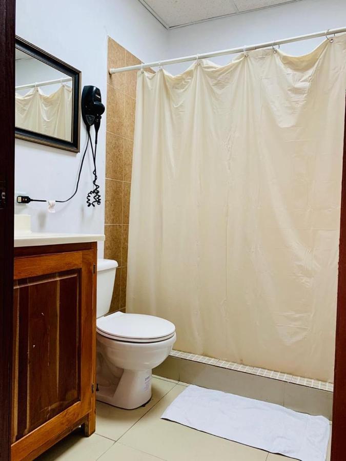 Coastal Bay Suite & Golf Cart Rental 산페드로 외부 사진